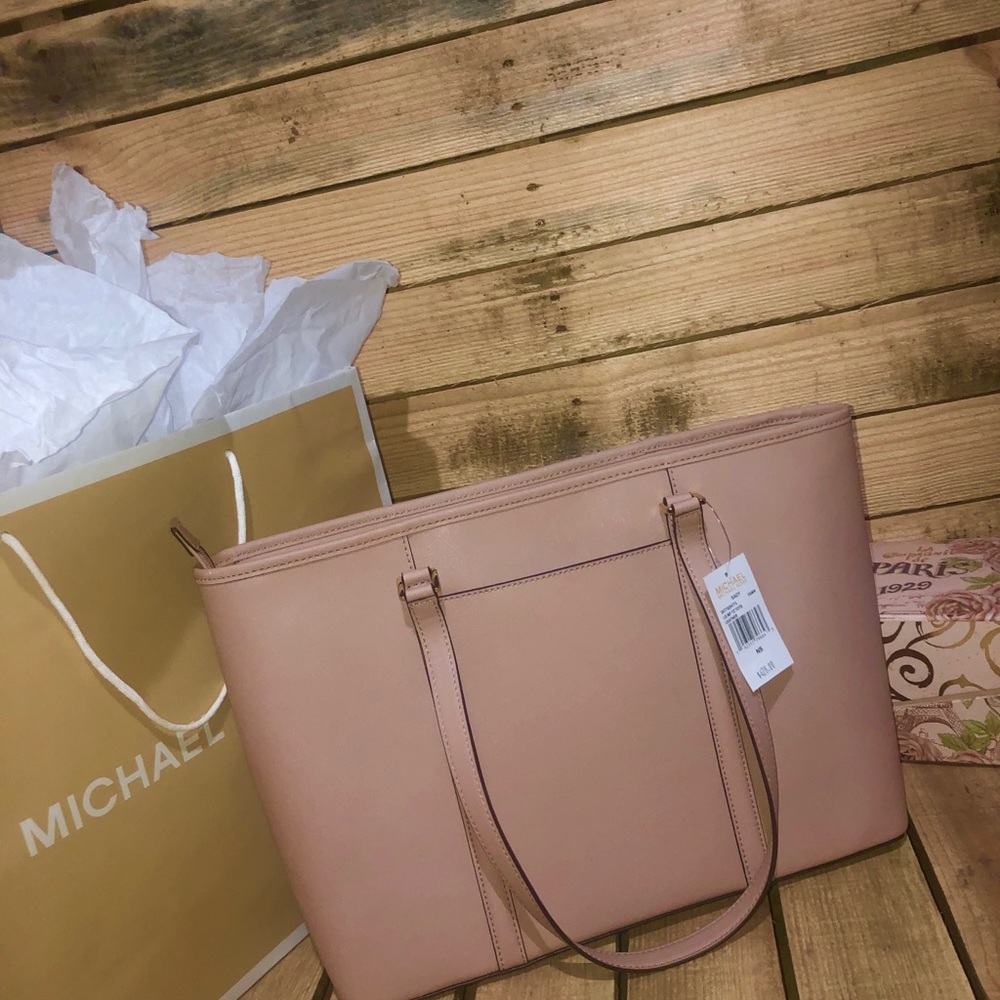 Michael Kors Large Fawn Sady Tote - Picture 4 of 7